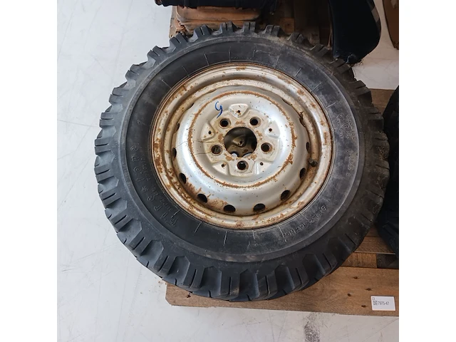 4x velgen met banden 5x130 g klasse, firestone off road 4x4 banden, all season - afbeelding 7 van  13