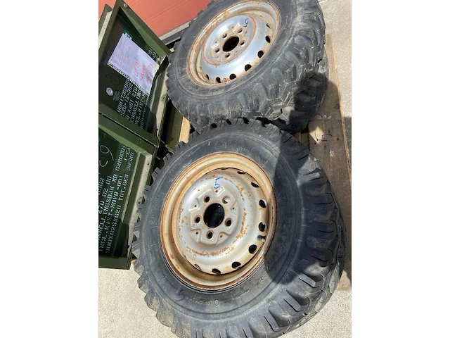 4x velgen met banden 5x130 g klasse, firestone off road 4x4 banden, all season - afbeelding 12 van  13