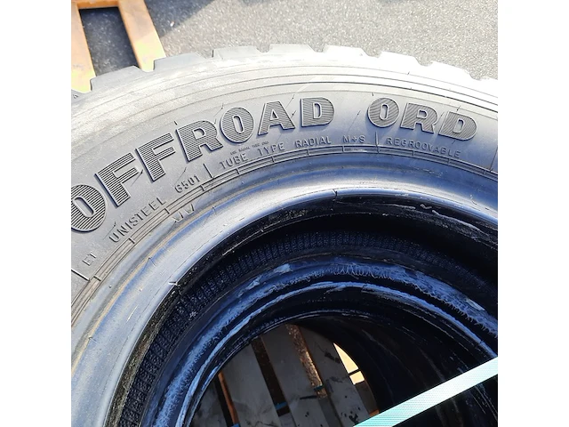 4x vrachtwagenband goodyear, off road ord - afbeelding 4 van  5