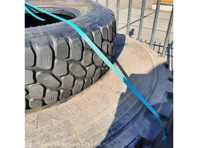4x vrachtwagenband michelin, xzl - afbeelding 2 van  5