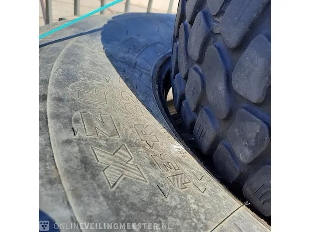 4x vrachtwagenband michelin, xzl - afbeelding 3 van  5