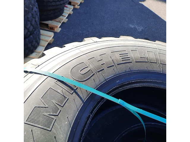 4x vrachtwagenband michelin, xzl - afbeelding 3 van  8