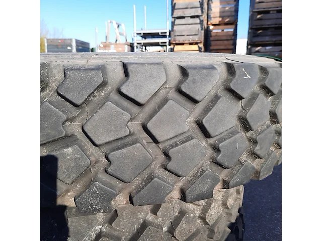 4x vrachtwagenband michelin, xzl - afbeelding 5 van  8