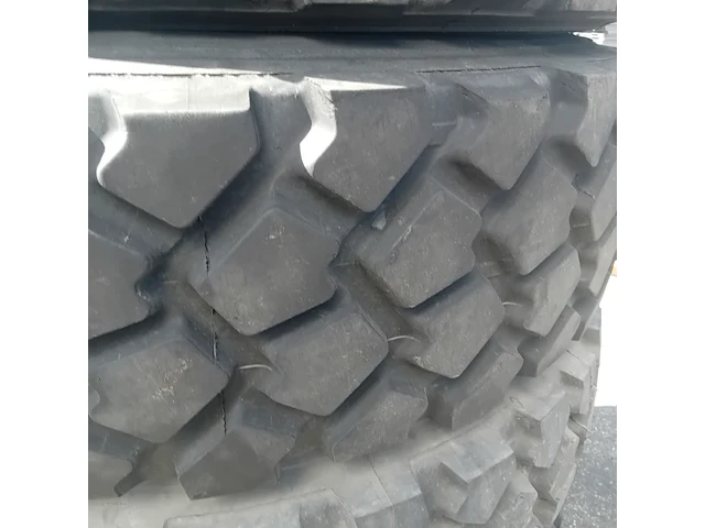 4x vrachtwagenband, michelin, xzl - afbeelding 5 van  7