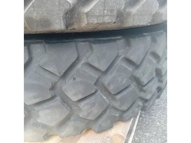 4x vrachtwagenband, michelin, xzl - afbeelding 7 van  7