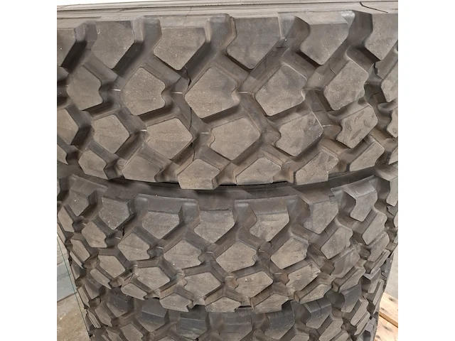 4x vrachtwagenband, michelin, xzl - afbeelding 4 van  4