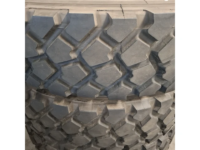 4x vrachtwagenband, michelin, xzl - afbeelding 5 van  5
