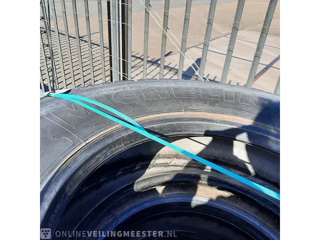 4x vrachtwagenband michelin, xzy-2 - afbeelding 2 van  5
