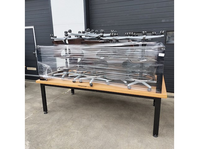 4x werktafel met 36x bureaustoel - afbeelding 6 van  12