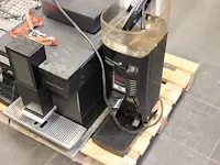 5 diverse koffiemachines en 1 warmtehouder - afbeelding 2 van  6