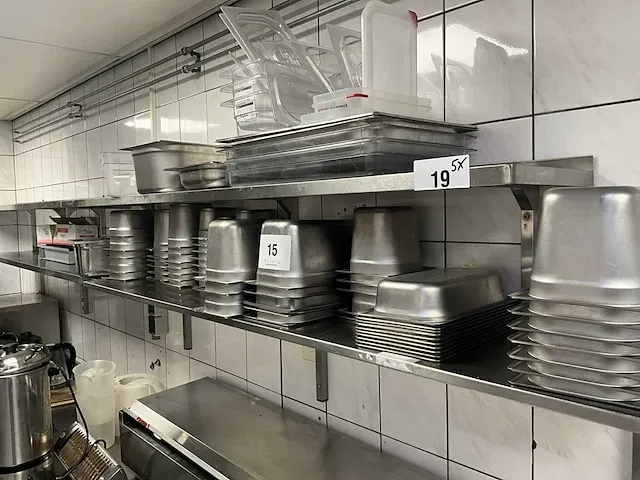 5 diverse rvs wandleggers - afbeelding 2 van  5