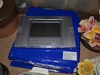 5 koperen steelpannetjes, 5 onderzet borden, tinnen schaal met deksel, koperen pot, koffiekan, enz - afbeelding 4 van  7