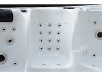 5-persoons buitenspa met balboa en wifi en 88 massagejets - afbeelding 24 van  26
