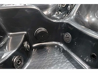 5-persoons buitenspa met bluetooth en subwoofer - afbeelding 3 van  17