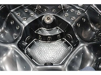 5-persoons buitenspa met bluetooth en subwoofer - afbeelding 12 van  17