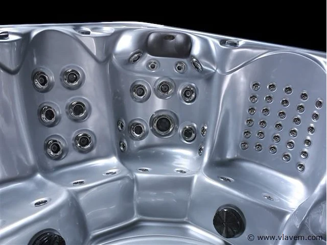 5 persoons outdoor spa met waterjets 210x210cm - zilver / zwarte zijkant - incl. wifi - afbeelding 7 van  13