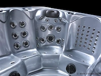 5 persoons outdoor spa met waterjets 210x210cm - zilver / zwarte zijkant - incl. wifi - afbeelding 7 van  13