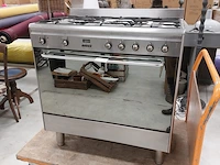 5 pits gasfornuis met hetelucht oven, smeg, snl90mfx7 - afbeelding 1 van  10