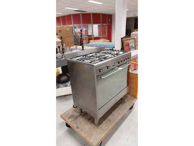 5 pits gasfornuis met hetelucht oven, smeg, snl90mfx7 - afbeelding 4 van  10