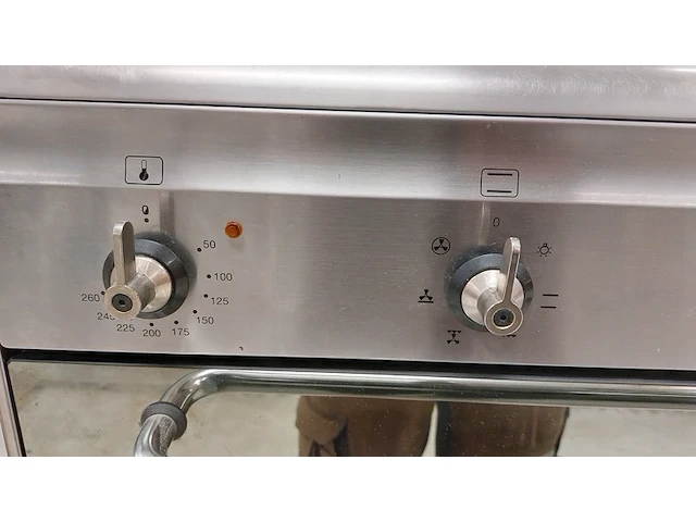 5 pits gasfornuis met hetelucht oven, smeg, snl90mfx7 - afbeelding 7 van  10