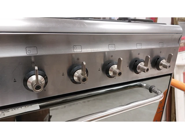 5 pits gasfornuis met hetelucht oven, smeg, snl90mfx7 - afbeelding 8 van  10
