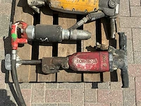 5 pneumatische breekhamers met slangen - afbeelding 5 van  8