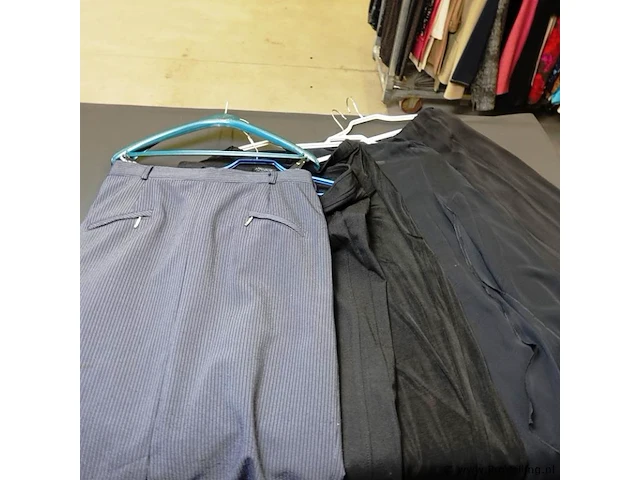 5 stuks deels ongemerkt - afbeelding 4 van  5
