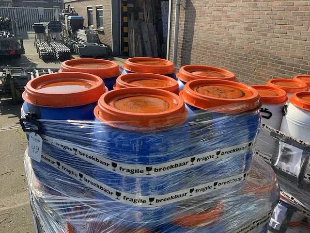 50 liter voerton (24x) - afbeelding 2 van  3