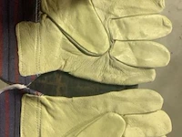 50 paar lederen werk handschoenen - afbeelding 1 van  2