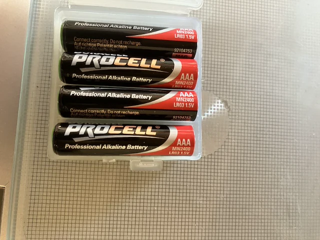 50 pakjes van 4 batterijen aaa datum mrt. 2019 - afbeelding 8 van  9
