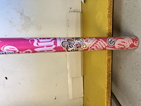 50 rol girls power kaft of kadopapier - afbeelding 1 van  7