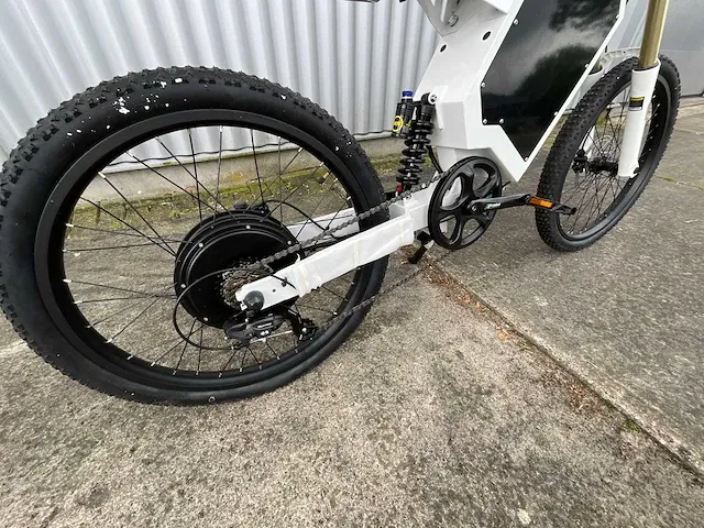 5000w trident stealth bomber elektrische mountainbike - afbeelding 8 van  14
