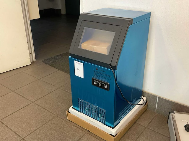 50b ijsblokjesmachine - afbeelding 1 van  5