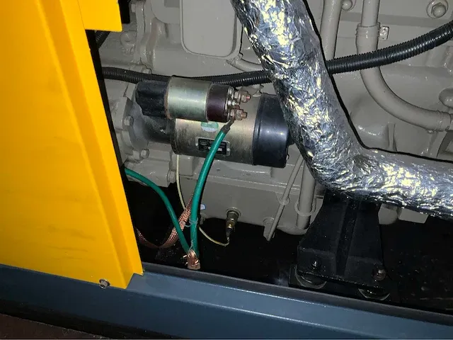 50kw stroomgenerator gfs-50 400v 90,2a silent met 4 cilinder watergekoelde turbo dieselmotor (ongebruikt) - afbeelding 15 van  18
