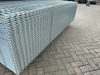 50x heras dubbelstaafs hekwerk gegalvaniseerd 8/6/8 163 hoog met 24 palen - afbeelding 2 van  13
