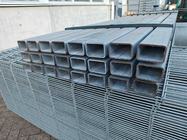 50x heras dubbelstaafs hekwerk gegalvaniseerd 8/6/8 163 hoog met 24 palen - afbeelding 3 van  13