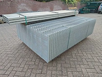 50x heras dubbelstaafs hekwerk gegalvaniseerd 8/6/8 163 hoog met 24 palen - afbeelding 1 van  13