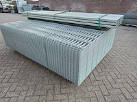 50x heras dubbelstaafs hekwerk gegalvaniseerd 8/6/8 163 hoog met 24 palen - afbeelding 6 van  13
