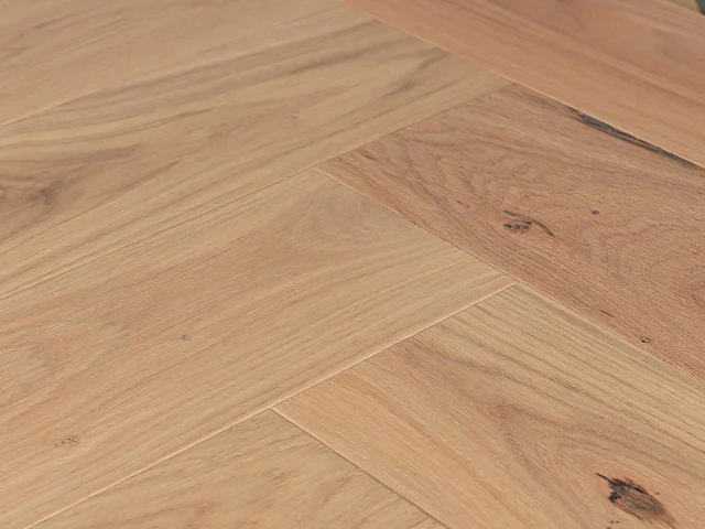 51 m2 parket eiken visgraat - 725 x 130 x 14 mm - afbeelding 1 van  4