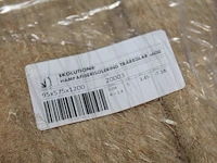 51 verpakkingen hennepvezelisolatie 57 x 120 x 9.5 cm (34.5 m2) met isolatiewaarde rs 2.4 op vier pallets. - afbeelding 6 van  6