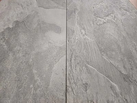 52 m2 laminaat tegel - 635 x 327 x 8 mm - afbeelding 1 van  3