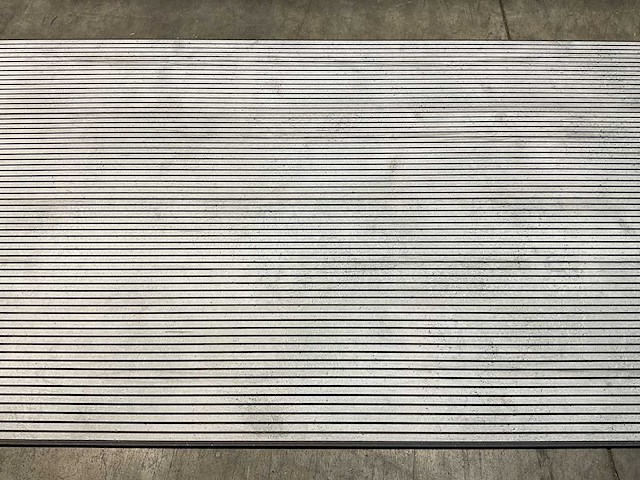 53,5m² hdm akoestische wandpanelen - betongrijs - 138,8x20,1 cm - afbeelding 3 van  8