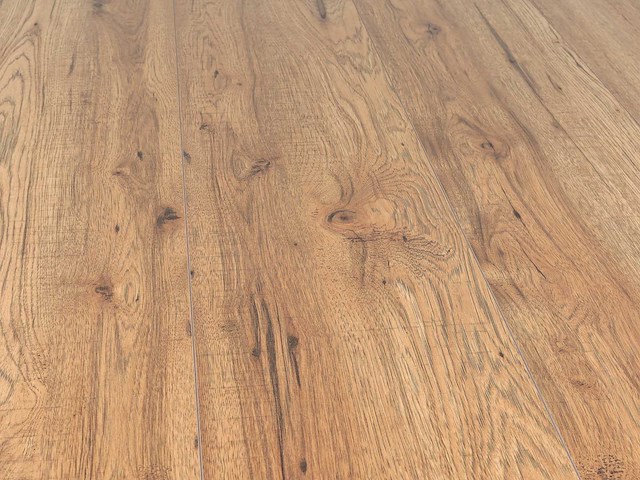 54 m2 laminaat plank - 1383 x 244 x 8 mm - afbeelding 1 van  4