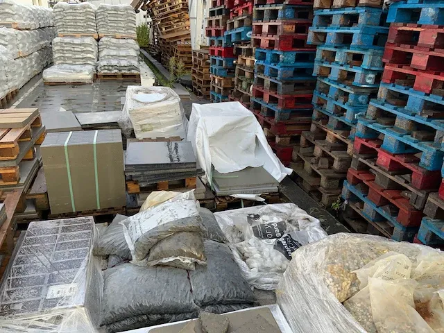 54 pallet bestratingsmateriaal - afbeelding 15 van  49