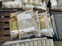 54 pallet bestratingsmateriaal - afbeelding 20 van  49