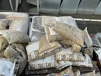 54 pallet bestratingsmateriaal - afbeelding 21 van  49