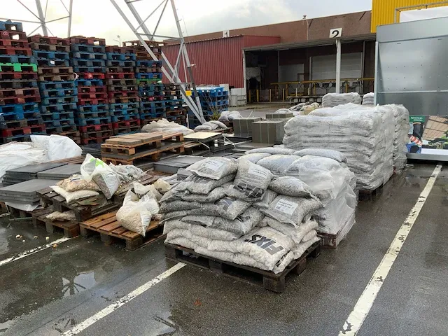 54 pallet bestratingsmateriaal - afbeelding 26 van  49