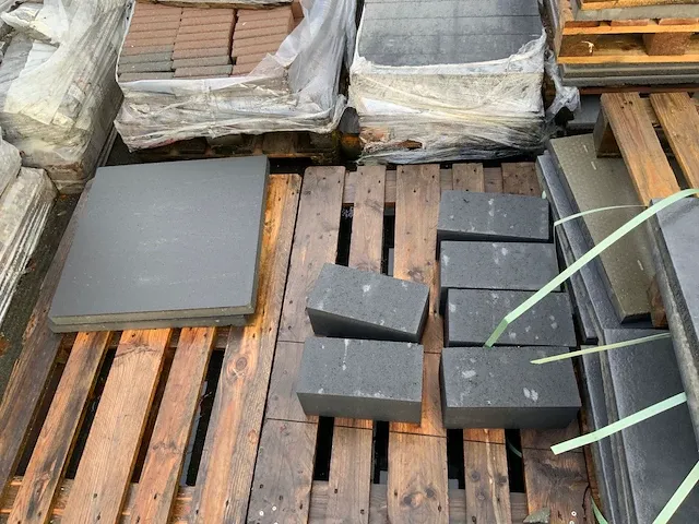 54 pallet bestratingsmateriaal - afbeelding 35 van  49