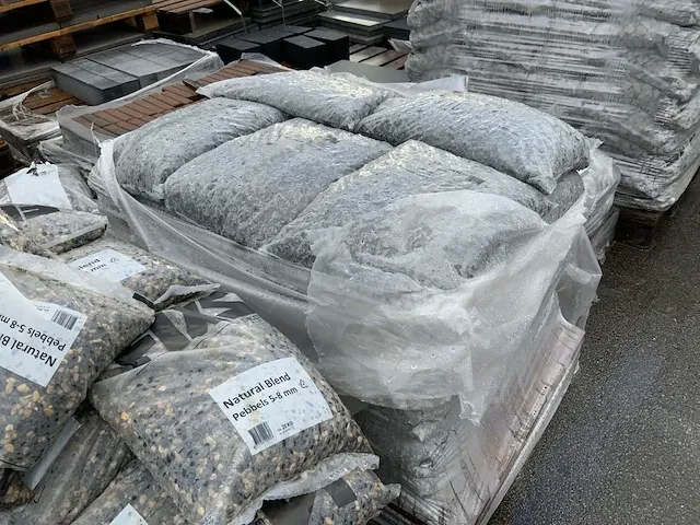 54 pallet bestratingsmateriaal - afbeelding 42 van  49