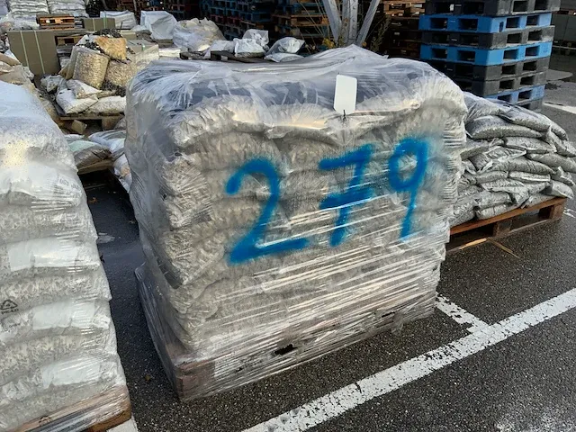 54 pallet bestratingsmateriaal - afbeelding 45 van  49